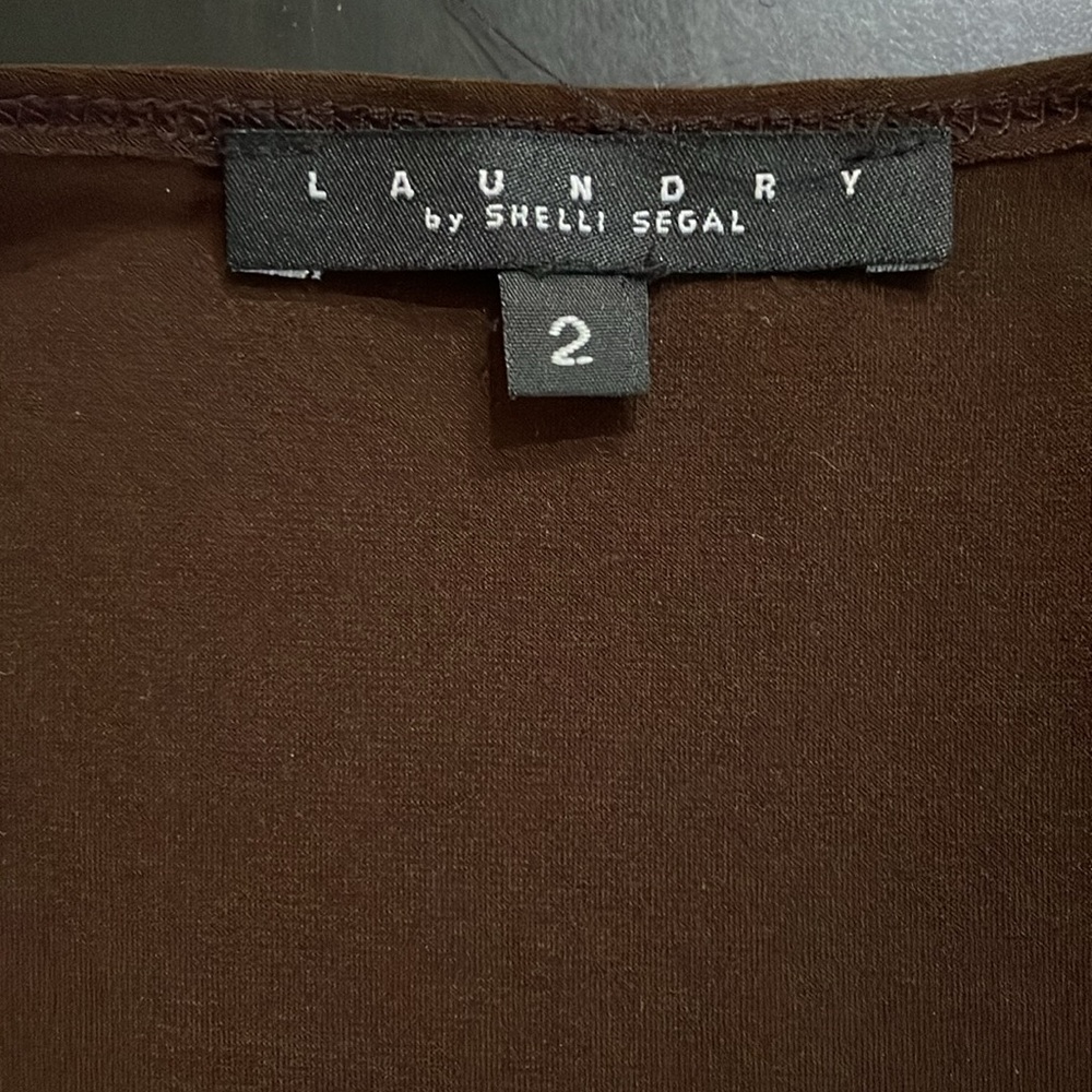 Laundry by Shelli Segall faux wrap dress. - Picture 3 of 3